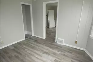 3864 E 52nd St, Newburgh Heights, OH 44105 - Photo 13