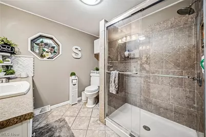 34212 Roberts Road, Eastlake, OH 44095 - Photo 17