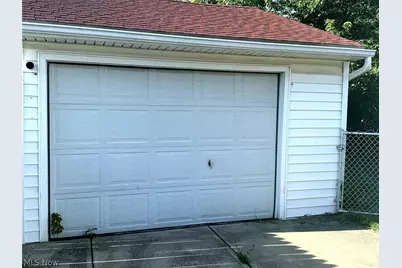 4343 Brockley Avenue, Sheffield Lake, OH 44054 - Photo 19