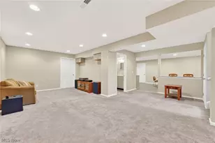 33999 Hickory Ct, Avon, OH 44011 - Photo 9