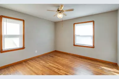29800 Robert Street, Wickliffe, OH 44092 - Photo 11