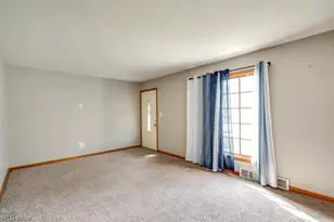 29800 Robert St, Wickliffe, OH 44092 - Photo 3
