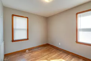 29800 Robert St, Wickliffe, OH 44092 - Photo 13