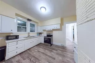1312 Wellesley Ave, Steubenville, OH 43952 - Photo 9