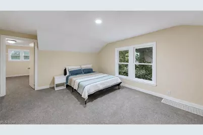 1312 Wellesley Avenue, Steubenville, OH 43952 - Photo 17