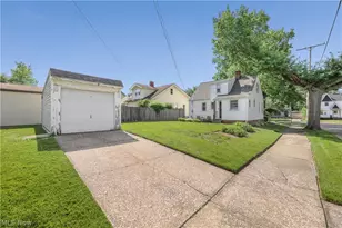 18236 Ponciana Ave, Loveland, OH 44135 - Photo 23