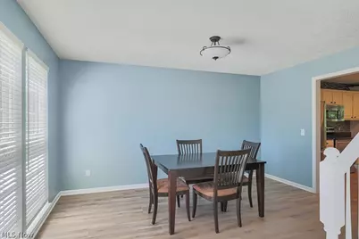 679 Jockeys Circle, Avon Lake, OH 44012 - Photo 9