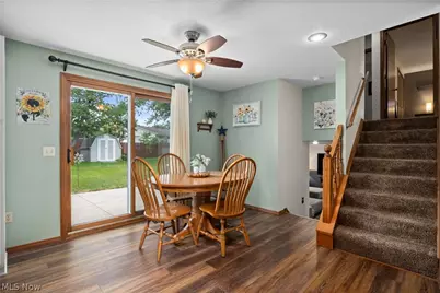 923 Hillside Drive, Amherst, OH 44001 - Photo 7
