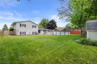 923 Hillside Dr, Amherst, OH 44001 - Photo 37
