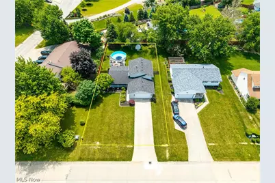 923 Hillside Drive, Amherst, OH 44001 - Photo 47
