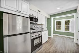 9313 Crestwood Dr, Loveland, OH 44130 - Photo 17
