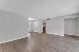 6674 Newbury Ln, Loveland, OH 44130 - Photo 5
