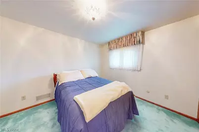 401 Linduff Avenue, Steubenville, OH 43952 - Photo 13