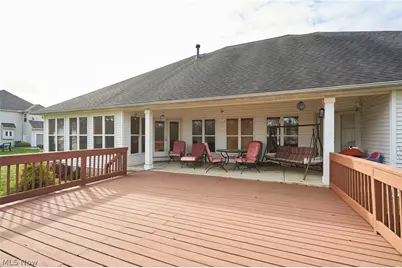 6318 Oak Point Estates, Lorain, OH 44053 - Photo 5