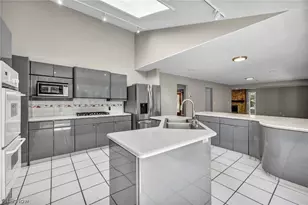 35550 Hanna Rd, Willoughby Hills, OH 44094 - Photo 27
