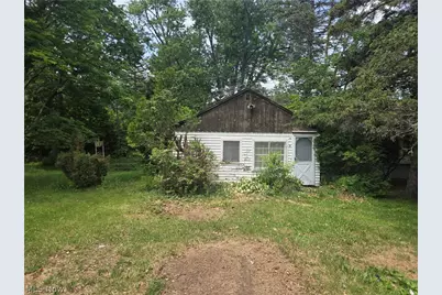 1344 Dunedin Avenue, Madison, OH 44057 - Photo 1