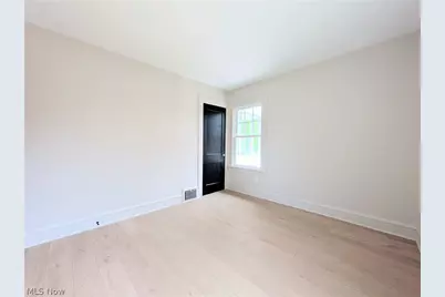 3270 Yorkshire Road, Cleveland Heights, OH 44118 - Photo 21