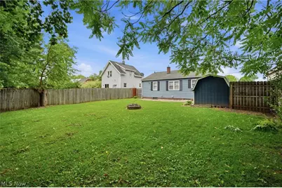 2806 Harmont Avenue NE, Canton, OH 44705 - Photo 27