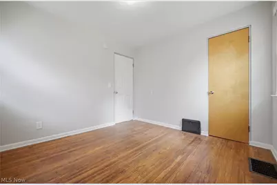 2806 Harmont Avenue NE, Canton, OH 44705 - Photo 13
