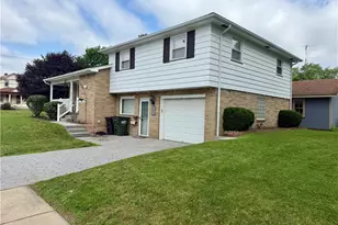 538 S Silver St, Louisville, OH 44641 - Photo 3