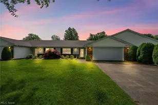 937 Ridgeview Dr, Huron, OH 44839 - Photo 1