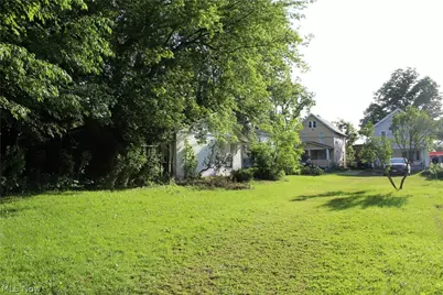 323 Fox Drive, Ashtabula, OH 44004 - Photo 7