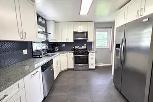 3205 Starlite Dr NW, Warren, OH 44485 - Photo 9