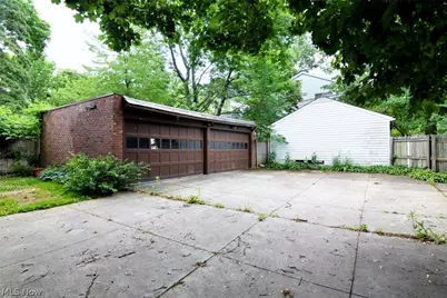 19000 Winslow Road, Huber Heights, OH 44122 - Photo 45