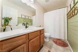 38327 Humphrey Cir, North Ridgeville, OH 44039 - Photo 33
