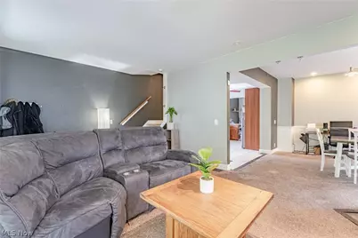132 E 156th Street, Loveland, OH 44110 - Photo 5