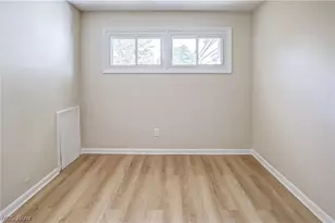 861 Oak St, Elyria, OH 44035 - Photo 31