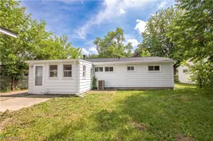 861 Oak St, Elyria, OH 44035 - Photo 35