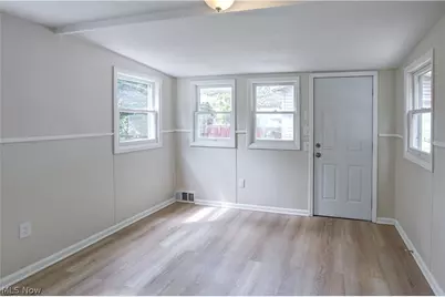 861 Oak Street, Elyria, OH 44035 - Photo 17