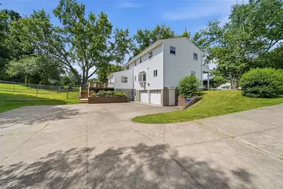 1430 Whitehall Drive, Suffield, OH 44260 - Photo 9