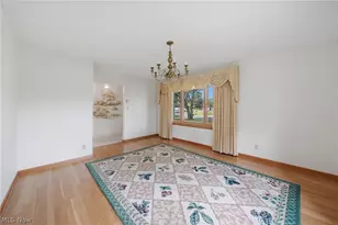 1430 Whitehall Dr, Mogadore, OH 44260 - Photo 15