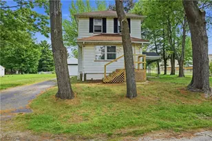2453 Eddie St, Youngstown, OH 44509 - Photo 3