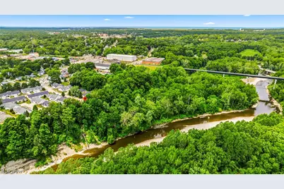747 Rivers Edge Lane, Painesville, OH 44077 - Photo 9