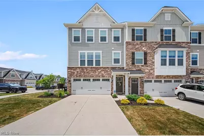 3419 Links Drive, Fairlawn, OH 44333 - Photo 1