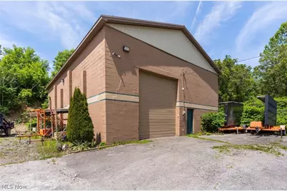 1104 Andrews Avenue, Youngstown, OH 44505 - Photo 7