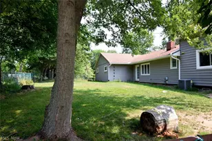 1031 E Wallings Rd, Grandview Heights, OH 44147 - Photo 41