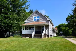 1031 E Wallings Rd, Grandview Heights, OH 44147 - Photo 1