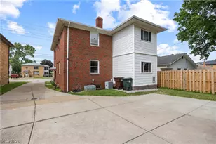 3113 Snow Rd, Parma, OH 44134 - Photo 3