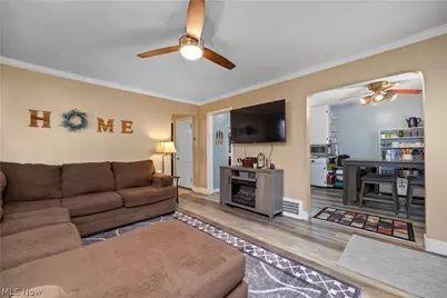 3419 Maplecrest Avenue, Parma, OH 44134 - Photo 13