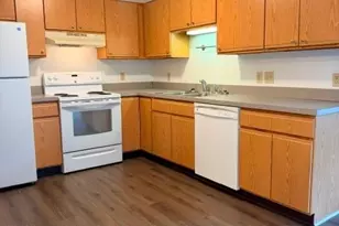 1898 Springfield Lake Blvd, Akron, OH 44312 - Photo 3
