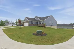 3111 Starlight Cir, Akron, OH 44312 - Photo 3