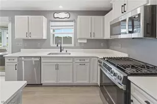 3111 Starlight Cir, Akron, OH 44312 - Photo 21