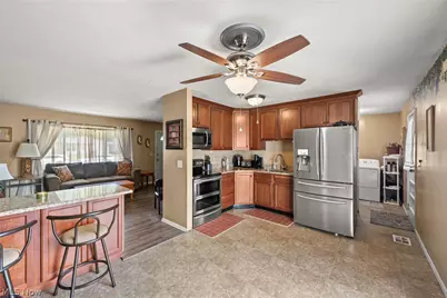 2154 Eastlawn Street, Lorain, OH 44052 - Photo 15