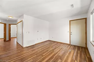 1898 Springfield Lake Blvd, Akron, OH 44312 - Photo 5