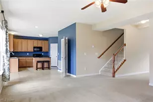 3178 Fenmore Ln, Aurora, OH 44202 - Photo 7