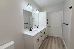 136 S Chestnut St, Gnadenhutten, OH 44629 - Photo 21